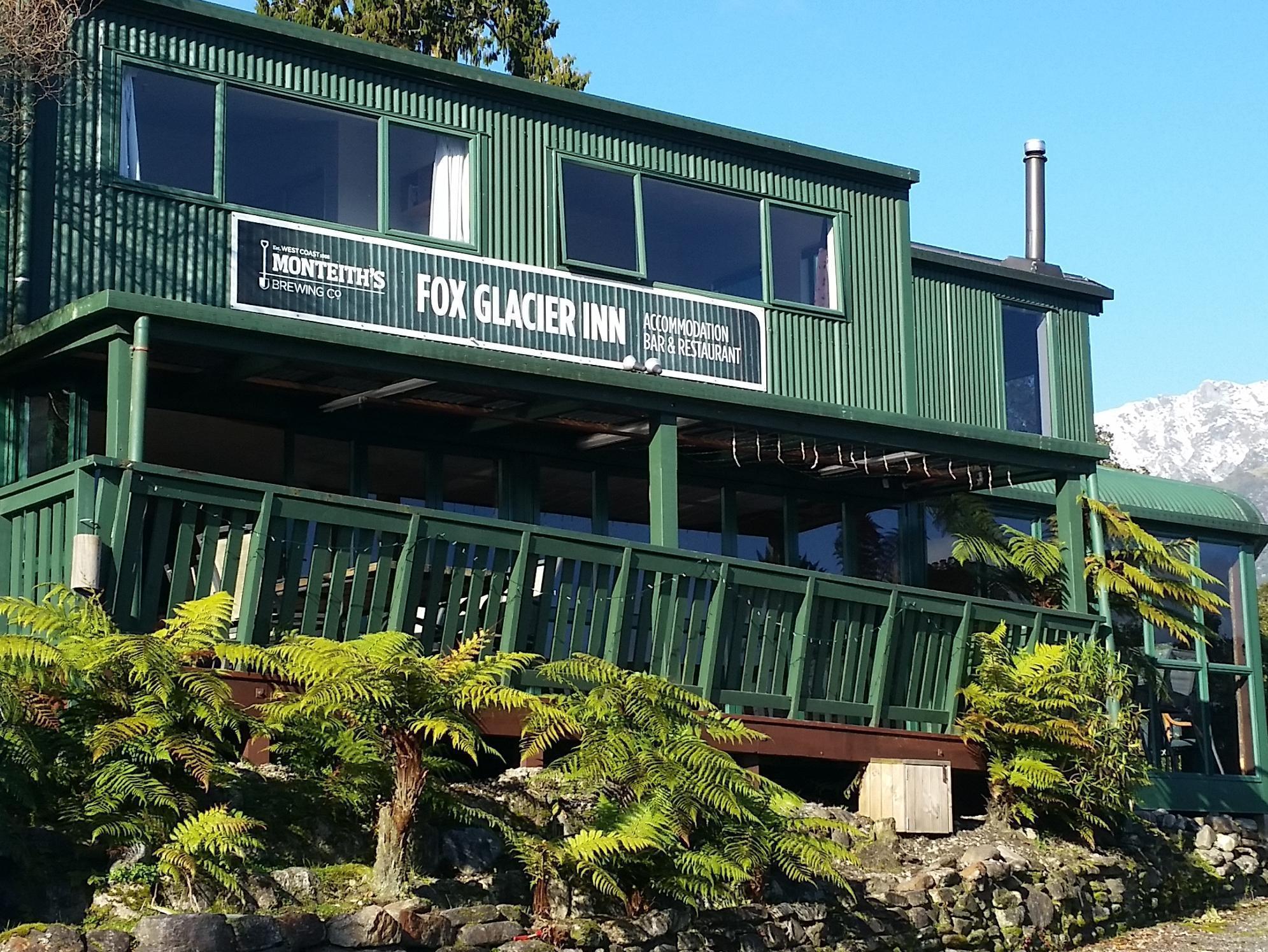 Fox Glacier Pod Hostel & Inn エクステリア 写真