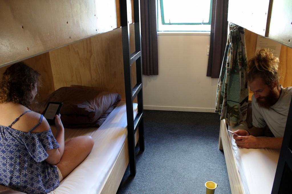 Fox Glacier Pod Hostel & Inn エクステリア 写真