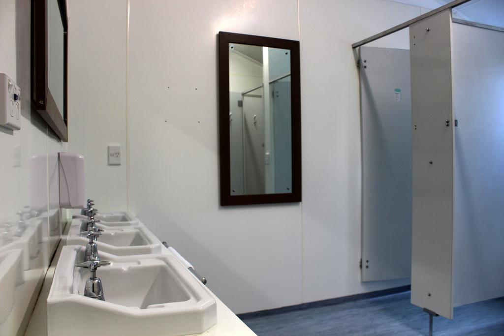 Fox Glacier Pod Hostel & Inn エクステリア 写真