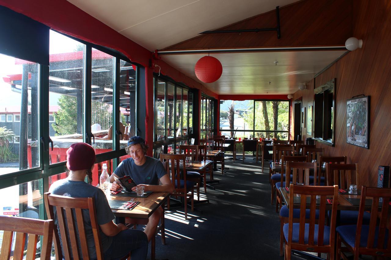 Fox Glacier Pod Hostel & Inn エクステリア 写真